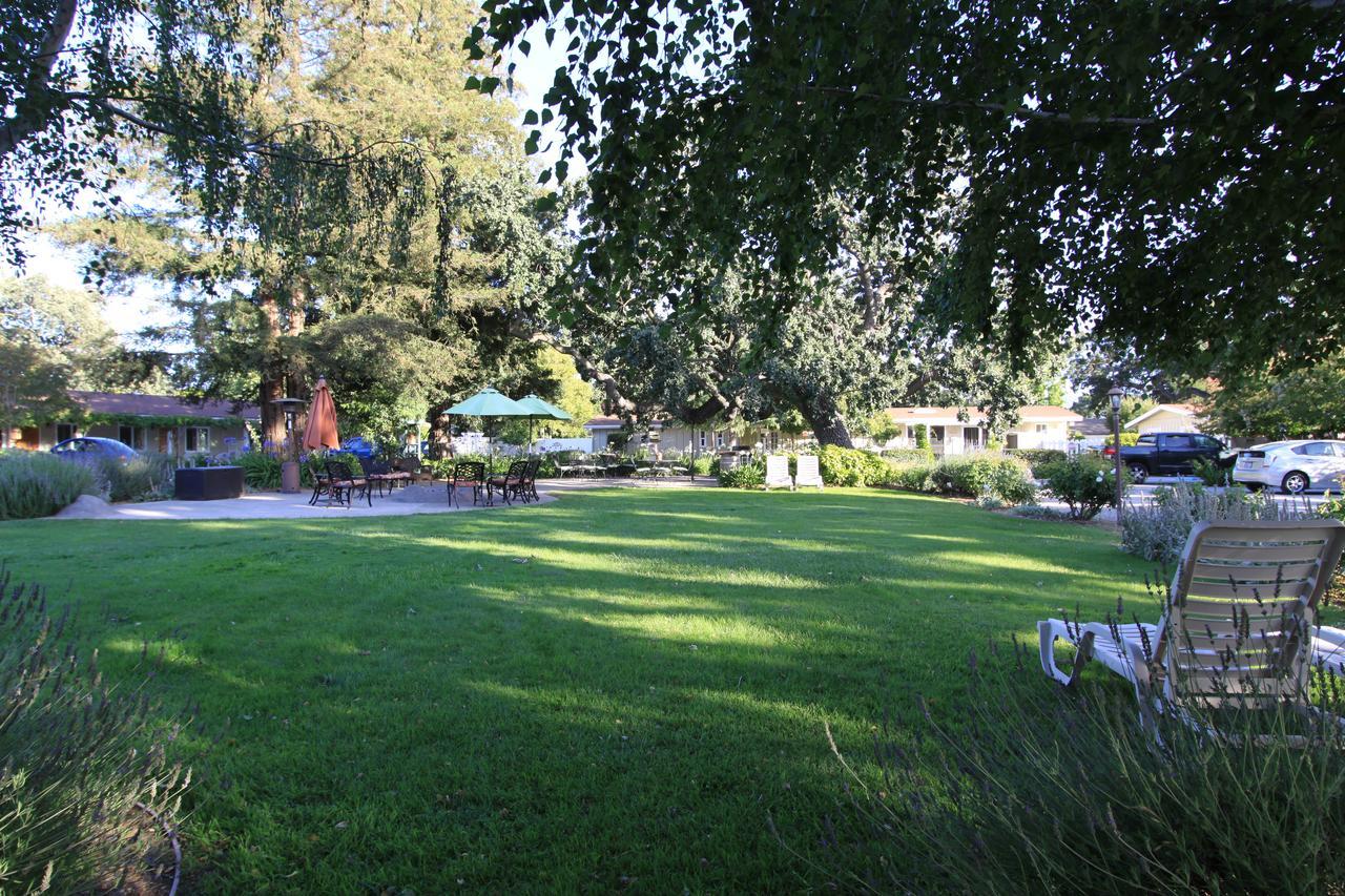 Meadowlark Inn โซลแวง ภายนอก รูปภาพ